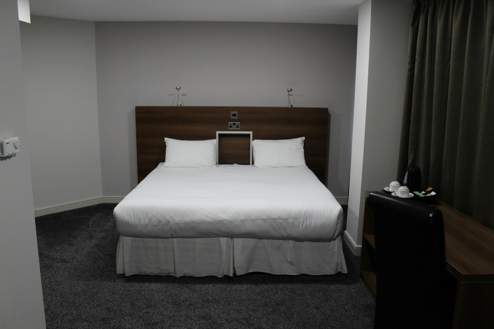 Ox Hotel Manchester Swinton  Exterior photo